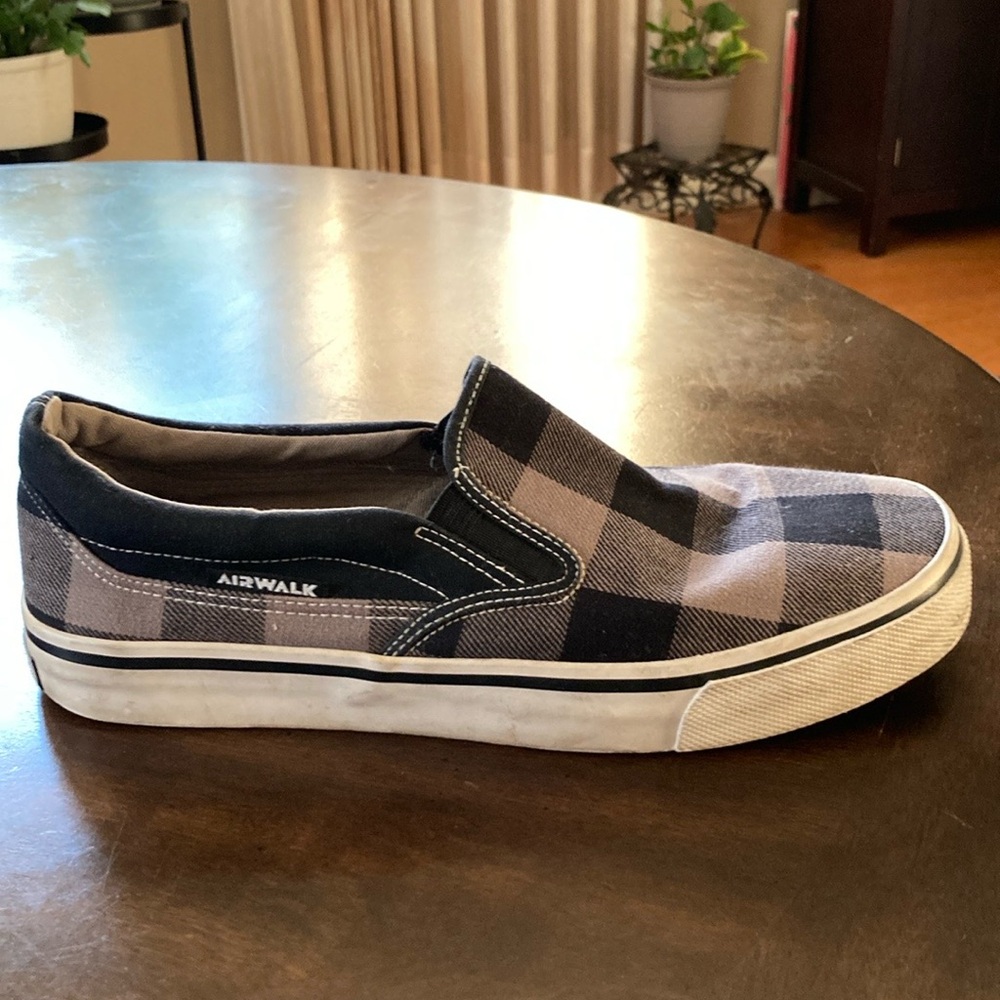 Airwalk shoes
